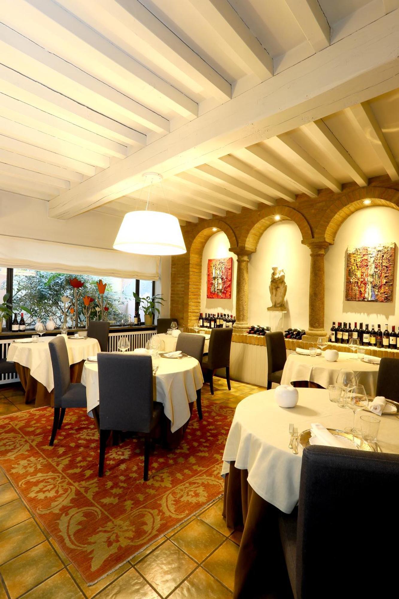 Locanda Stella D'Oro Soragna Luaran gambar
